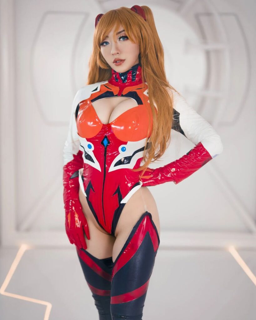 stellachuuuuu faz Cosplay de Asuka Langley Soryu de Evangelion